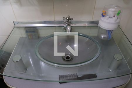 Casa à venda com 120m², 3 quartos e 2 vagasBanheiro da Suíte 