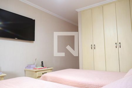 Casa à venda com 120m², 3 quartos e 2 vagassuite