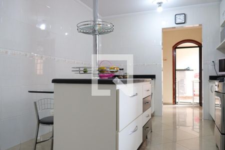 Casa à venda com 120m², 3 quartos e 2 vagascozinha