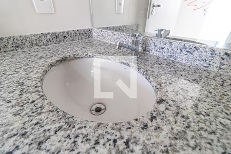 Apartamento para alugar com 50m², 2 quartos e 1 vaga Apartamento para alugar com 50m², 2 quartos e 1 vagaBanheiro do Quarto 2
