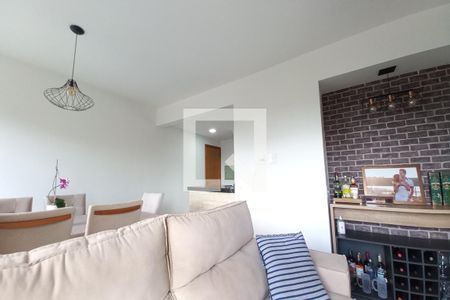 Sala de apartamento à venda com 3 quartos, 82m² em Jardim do Lago, Campinas