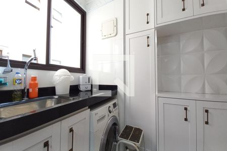 Apartamento à venda com 82m², 3 quartos e 2 vagas Apartamento à venda com 82m², 3 quartos e 2 vagasÁrea de Serviço