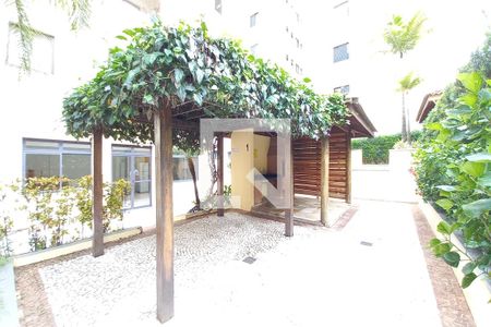 Apartamento à venda com 82m², 3 quartos e 2 vagas Apartamento à venda com 82m², 3 quartos e 2 vagasÁrea comum - Churrasqueira