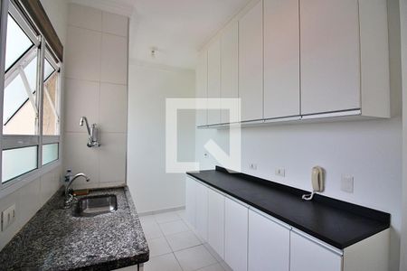Apartamento à venda com 56m², 2 quartos e 2 vagasCozinha e Área de Serviço