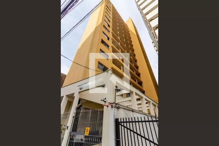 Apartamento à venda com 34m², 1 quarto e sem vaga Apartamento à venda com 34m², 1 quarto e sem vagaFachada