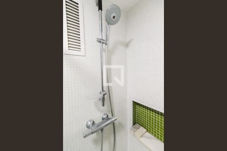 Apartamento à venda com 70m², 1 quarto e 1 vagaBanheiro Chuveiro