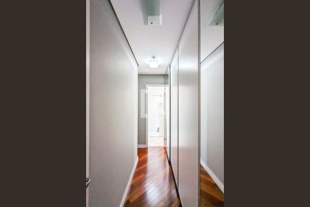 Apartamento à venda com 177m², 3 quartos e 3 vagasCloset da suíte 1