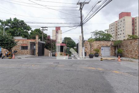 Apartamento para alugar com 55m², 2 quartos e 1 vagaFachada