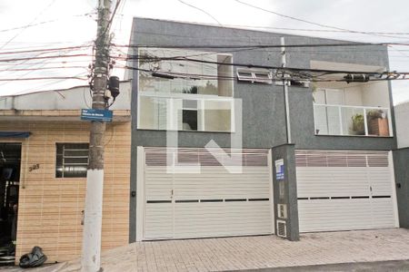 Casa à venda com 160m², 3 quartos e 2 vagasFachada