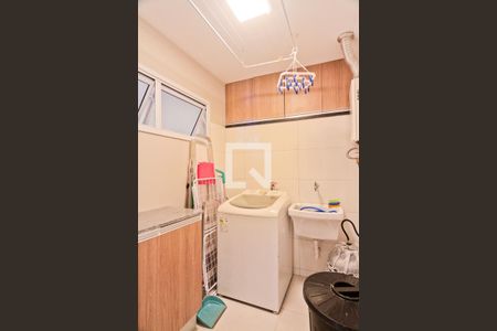 Casa à venda com 160m², 3 quartos e 2 vagasÁrea de Serviço