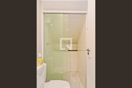 Casa à venda com 160m², 3 quartos e 2 vagasBanheiro de serviço