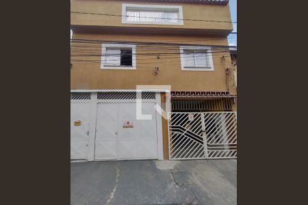 Casa à venda com 120m², 8 quartos e 3 vagas Casa à venda com 120m², 8 quartos e 3 vagasFachada