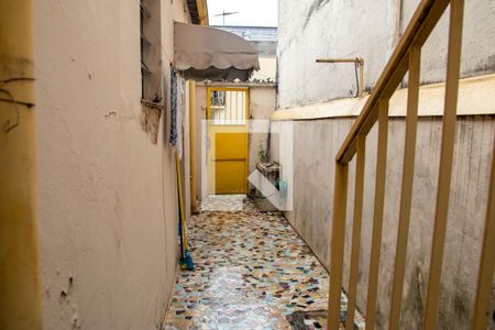 Casa de condomínio à venda com 78m², 1 quarto e 1 vagaQuintal