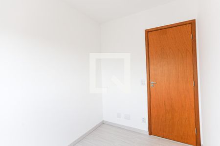 Quarto 1 de apartamento à venda com 2 quartos, 36m² em Santa Maria, Osasco