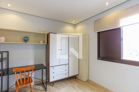 Quarto de apartamento para alugar com 2 quartos, 61m² em Vila Osasco, Osasco