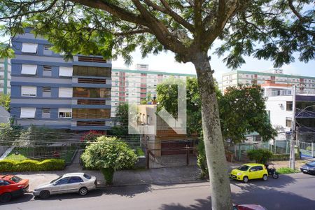 Quarto 1 - Vista de apartamento à venda com 2 quartos, 66m² em Jardim Botânico, Porto Alegre