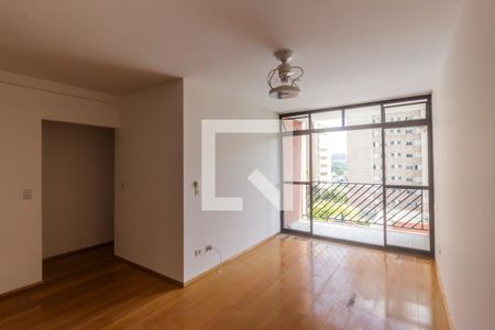 Sala de TV de apartamento para alugar com 3 quartos, 76m² em Tamboré, Barueri
