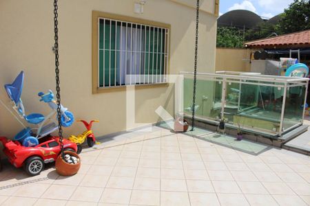 Casa à venda com 120m², 2 quartos e 3 vagasQuintal