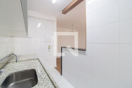 Cozinha de apartamento à venda com 2 quartos, 72m² em Vila Anglo Brasileira, São Paulo