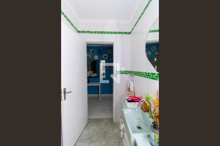 Casa à venda com 187m², 3 quartos e 2 vagasBanheiro 2