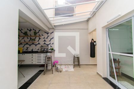 Casa à venda com 187m², 3 quartos e 2 vagasQuintal
