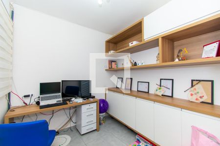 Casa à venda com 187m², 3 quartos e 2 vagasEscritório