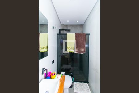 Casa à venda com 187m², 3 quartos e 2 vagasBanheiro