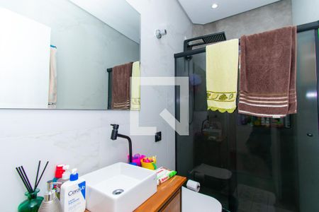 Casa à venda com 187m², 3 quartos e 2 vagasBanheiro