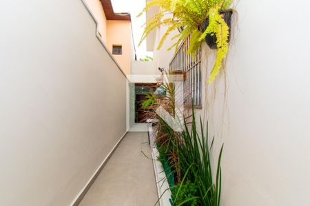 Casa à venda com 187m², 3 quartos e 2 vagasCorredor Externo