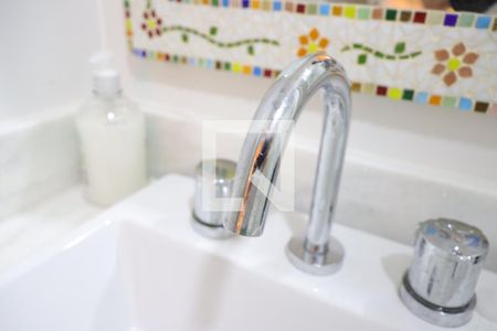 Banheiro de kitnet/studio à venda com 1 quarto, 27m² em Vila Clementino, São Paulo