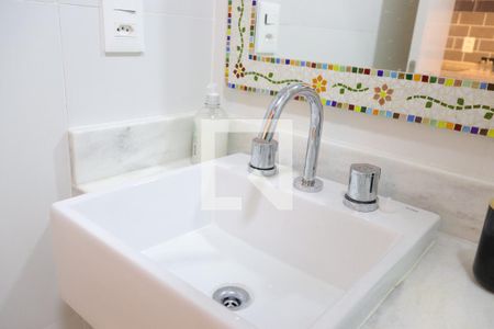 Banheiro de kitnet/studio à venda com 1 quarto, 27m² em Vila Clementino, São Paulo