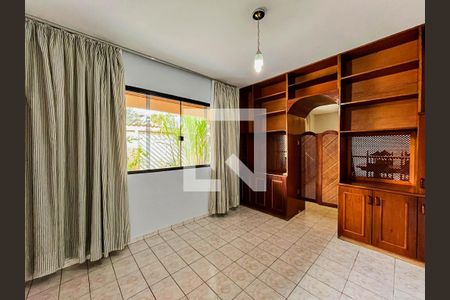 Sala de casa de condomínio para alugar com 4 quartos, 320m² em Sobradinho, Brasília