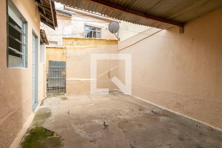 Casa para alugar com 50m², 1 quarto e sem vagaQuintal