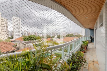 Sacada de apartamento à venda com 3 quartos, 156m² em Cambuci, São Paulo