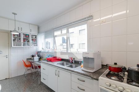 Apartamento à venda com 156m², 3 quartos e 3 vagasCozinha