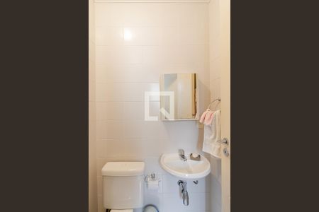 Apartamento à venda com 156m², 3 quartos e 3 vagasBanheiro de Serviço