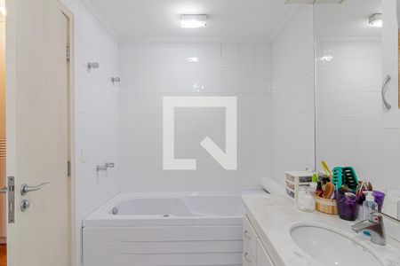 Apartamento à venda com 156m², 3 quartos e 3 vagasBanheiro da Suíte 3