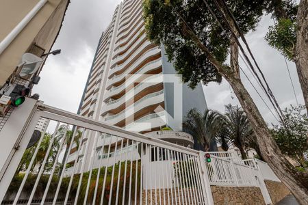 Apartamento à venda com 156m², 3 quartos e 3 vagasFachada 
