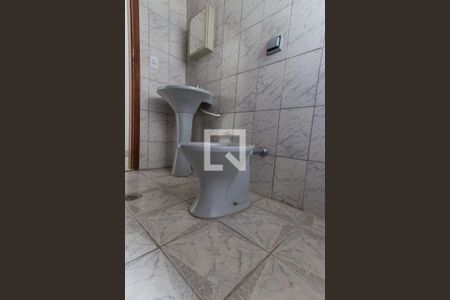 Banheiro de apartamento para alugar com 1 quarto, 50m² em Vila Medeiros, São Paulo