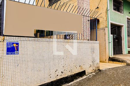 Apartamento para alugar com 70m², 2 quartos e 1 vagaFachada com Plaquinha