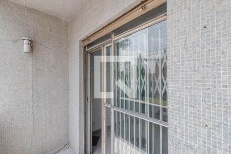 Apartamento para alugar com 100m², 2 quartos e 1 vaga Apartamento para alugar com 100m², 2 quartos e 1 vagaSacada