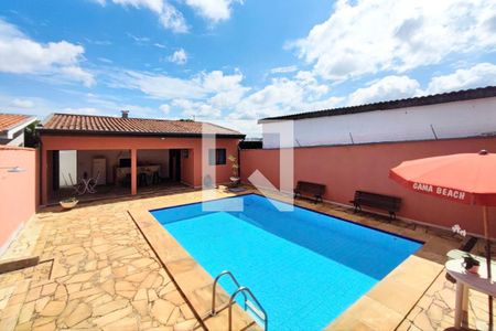 Casa à venda com 256m², 4 quartos e 3 vagasPiscina