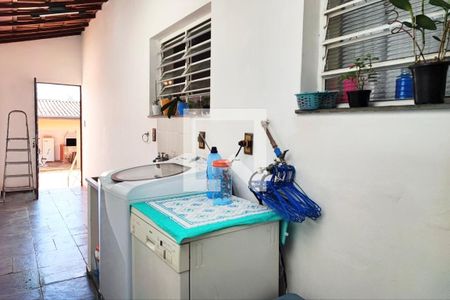 Casa à venda com 256m², 4 quartos e 3 vagasÁrea de Serviço