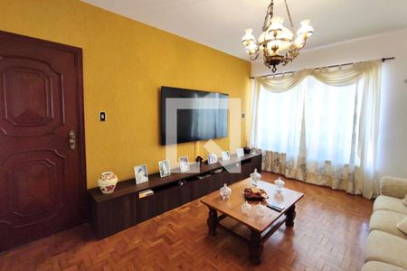 Casa à venda com 256m², 4 quartos e 3 vagasSala de tv