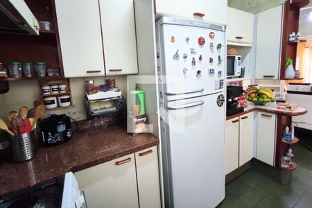 Casa à venda com 256m², 4 quartos e 3 vagasCozinha