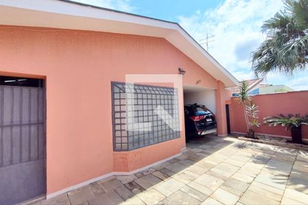 Casa à venda com 256m², 4 quartos e 3 vagasGaragem
