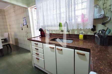 Casa à venda com 256m², 4 quartos e 3 vagasCozinha