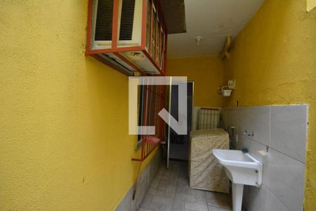 Apartamento para alugar com 55m², 2 quartos e 1 vagaÁrea de Serviço
