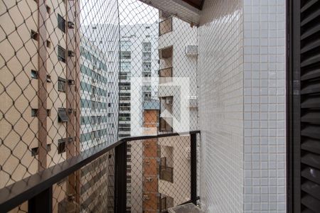 Apartamento para alugar com 110m², 3 quartos e 2 vagasQuarto 2 - Sacada