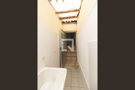 Casa para alugar com 90m², 2 quartos e 1 vagaÁrea de serviço